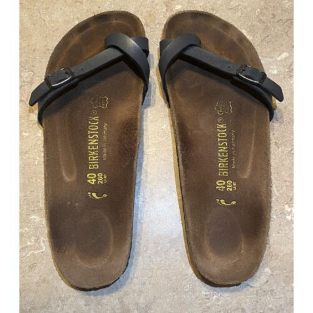 Birkenstock Single One Toe Buckle Strap Woman's Comfort Sandals - Size 40 / 9.5